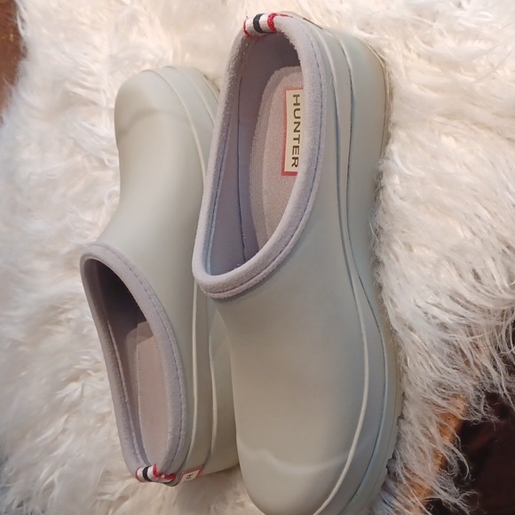 Hunter Clogs - Picture 12 of 16